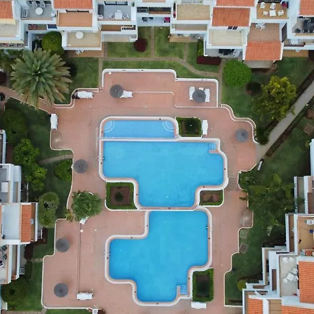 Appartamento Apartment, Wifi, Less Than 10 Minutes Walk From Beach In Los Cristianos, Tenerife *