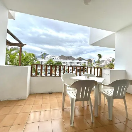 Apartment, Wifi, Less Than 10 Minutes Walk From Beach In Los Cristianos, Tenerife Appartamento *