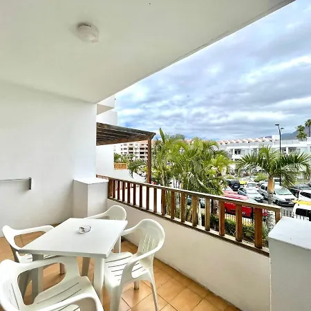 Apartment, Wifi, Less Than 10 Minutes Walk From Beach In Los Cristianos, Tenerife * Los Cristianos (Tenerife)