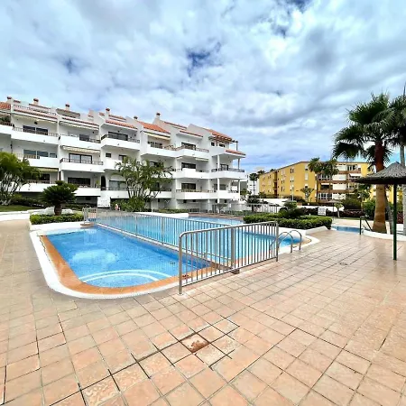 Apartment, Wifi, Less Than 10 Minutes Walk From Beach In Los Cristianos, Tenerife Los Cristianos (Tenerife)