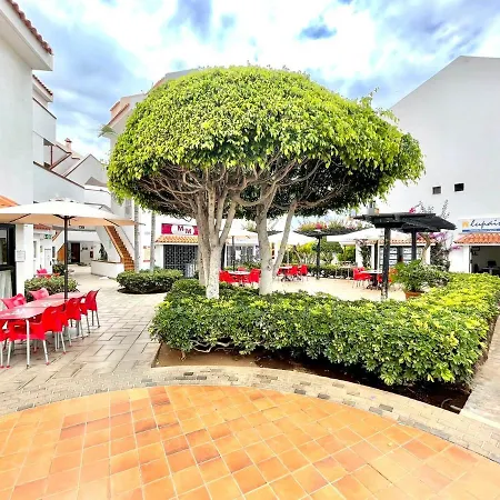 Appartamento Apartment, Wifi, Less Than 10 Minutes Walk From Beach In Los Cristianos, Tenerife