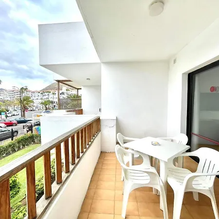Apartment, Wifi, Less Than 10 Minutes Walk From Beach In Los Cristianos, Tenerife